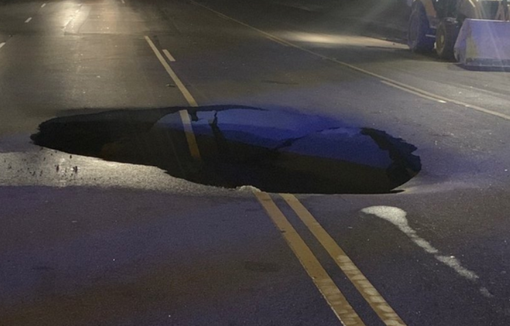 sinkhole tight shot